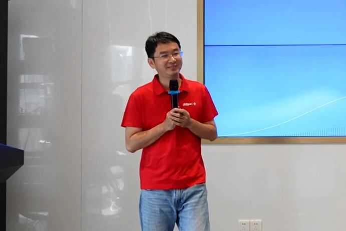 微信图片_2025-10-12_103919_579.jpg