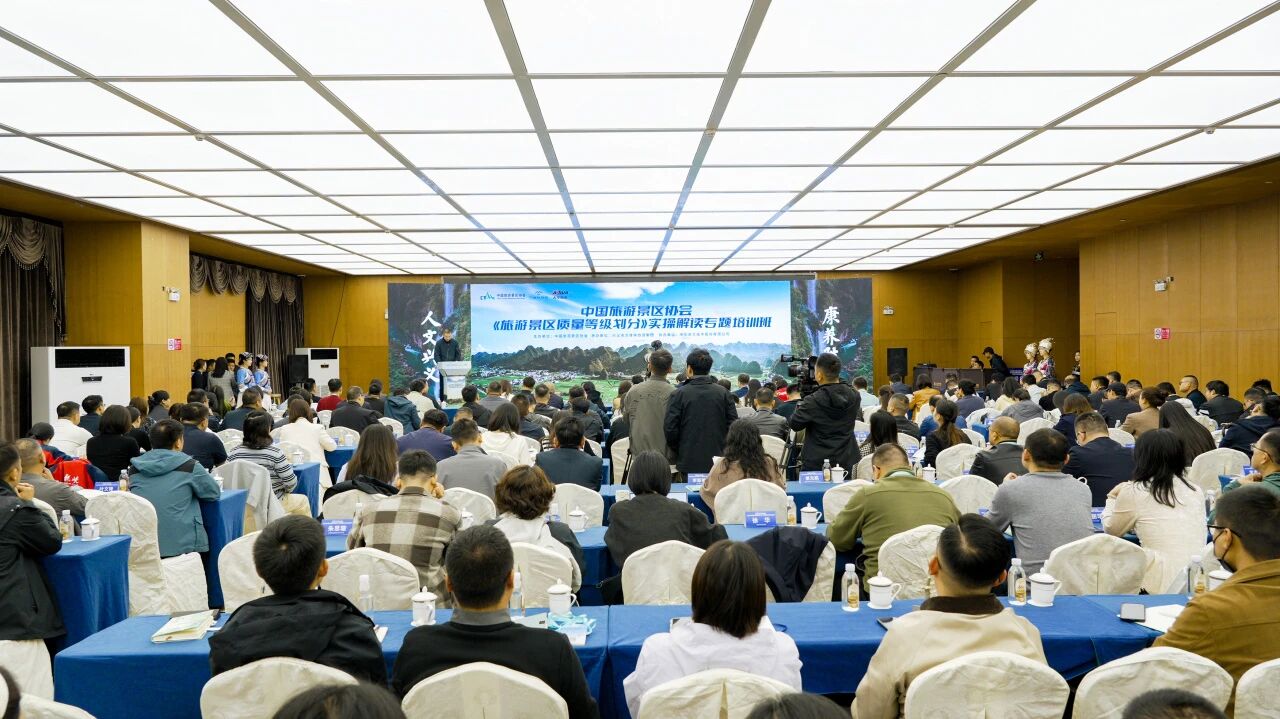 1761898905110827245F.jpg 微信图片_2025-10-31_162054_612.jpg